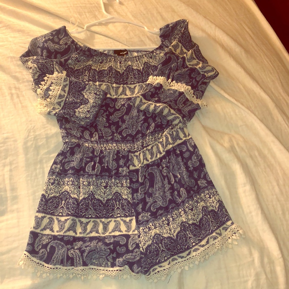 🐘💙Wet Seal Long Sleeve Romper